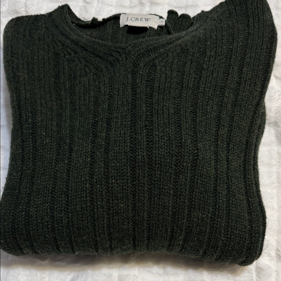 J. Crew Men's Ribbed Crewneck Sweater in Olive - Picture 4 of 4